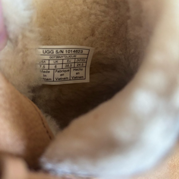 UGG Aliso Ankle Boot, Nubuck Leather, Chestnut, Women’s size 7.5 - Picture 7 of 7